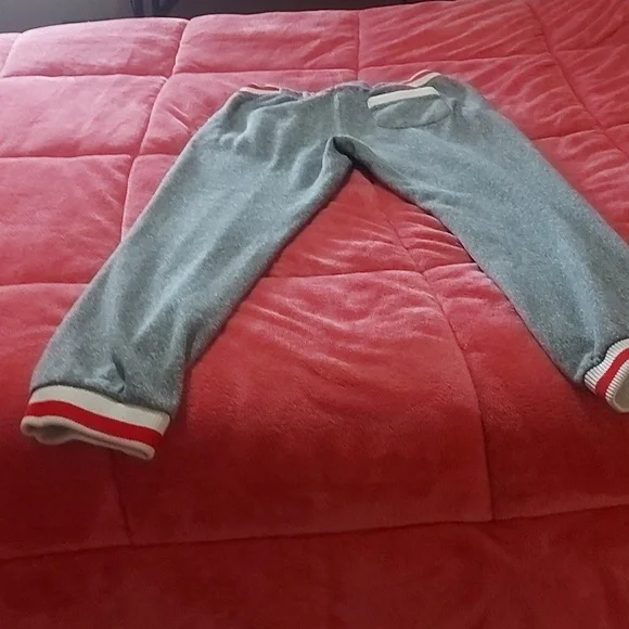 Jogging 🏃‍♀️ - Picture 3 of 6